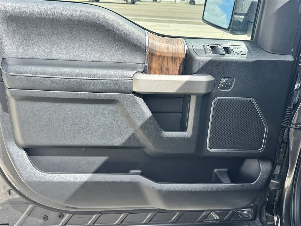 2020 Ford F-150 - $28,900