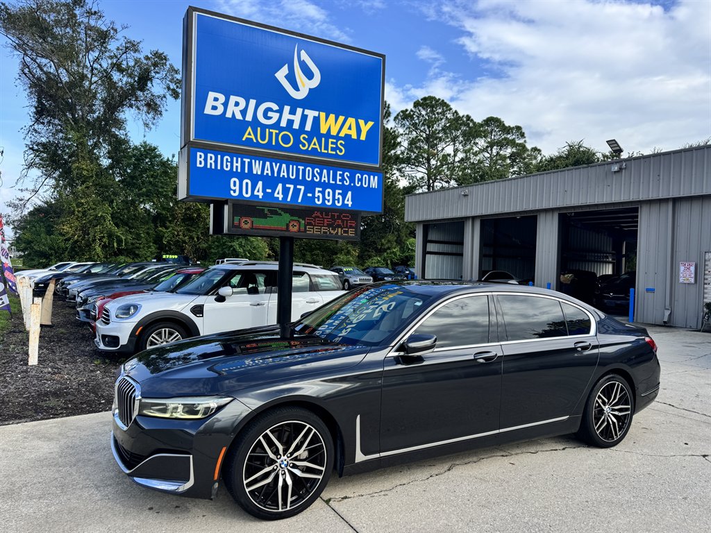 2020 BMW 740i - $22,900