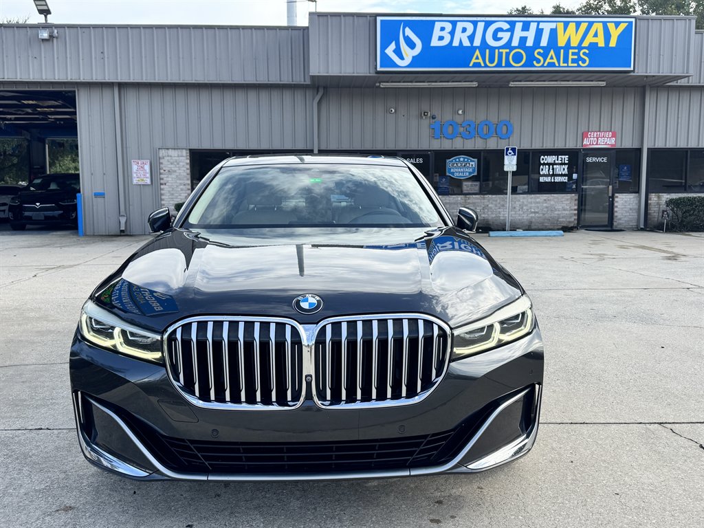 2020 BMW 740i - $22,900