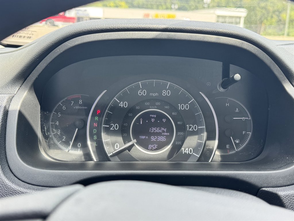 2015 Honda CR-V - $11,900