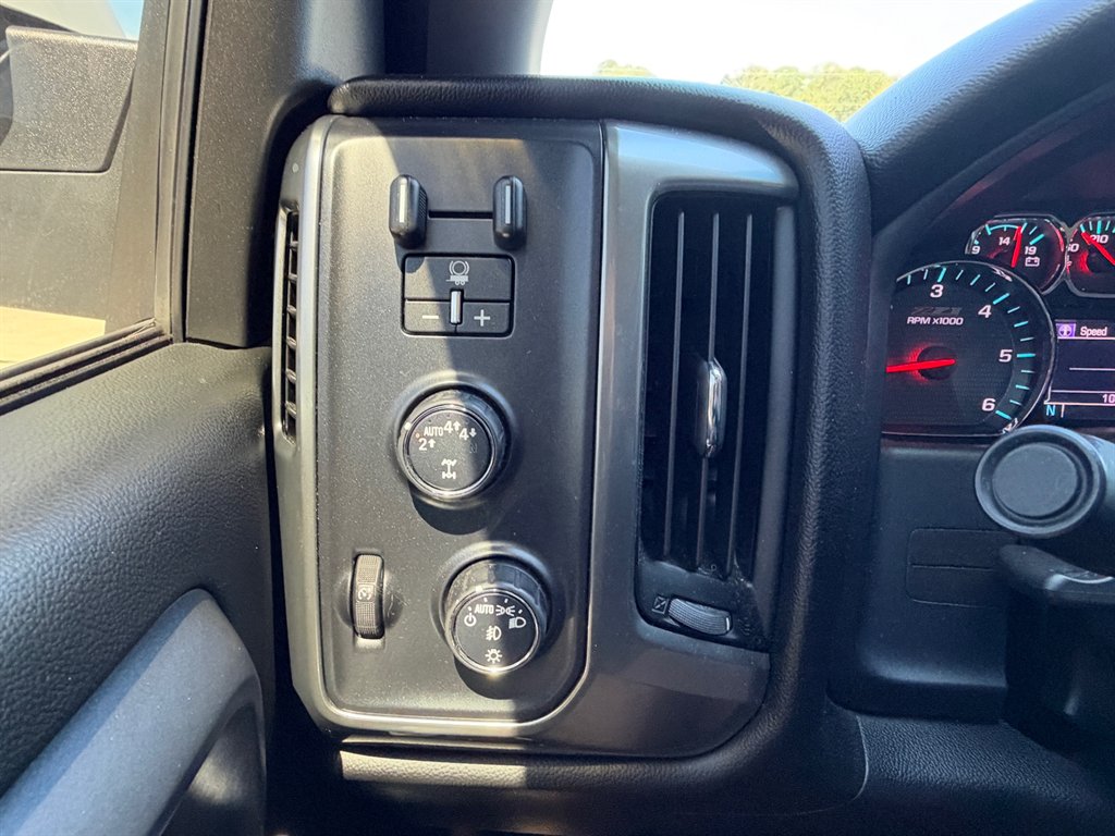 2018 Chevrolet Silverado - $23,900