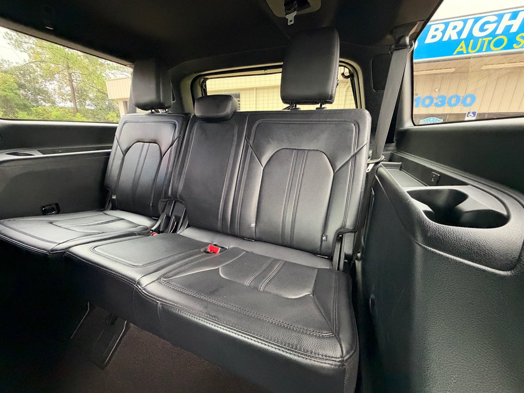 2021 Ford Expedition - $23,900