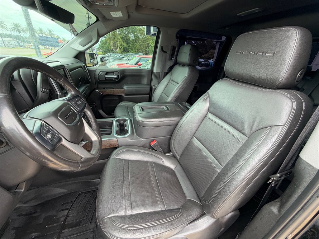 2020 GMC Sierra - $32,900