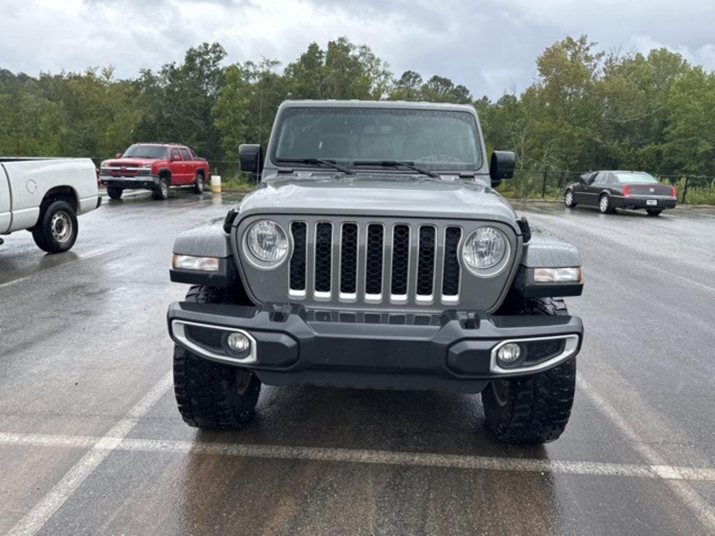 2022 Jeep Gladiator - $42,000