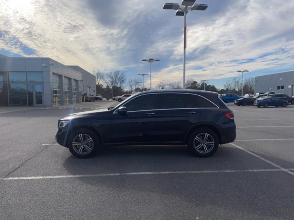 2021 Mercedes-Benz GLC GLC 300 photo