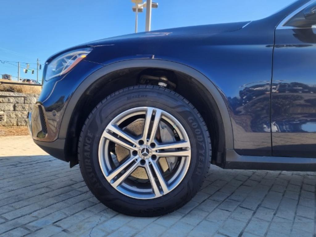 2021 Mercedes-Benz GLC GLC 300 photo