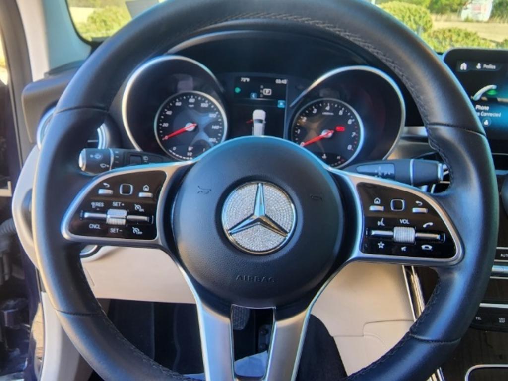 2021 Mercedes-Benz GLC GLC 300 photo