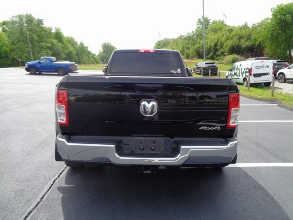 2014 Ford F-150 - $26,000