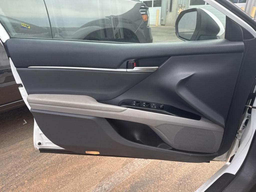 2019 Toyota Camry - $19,500