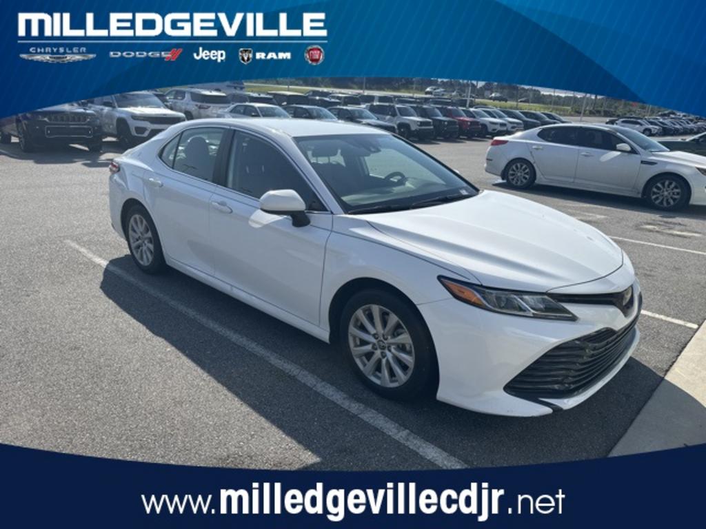 2019 Toyota Camry - $19,500