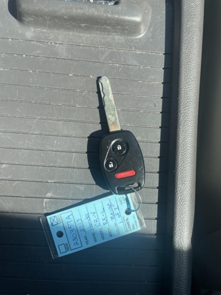 2013 Honda CR-V - $10,500