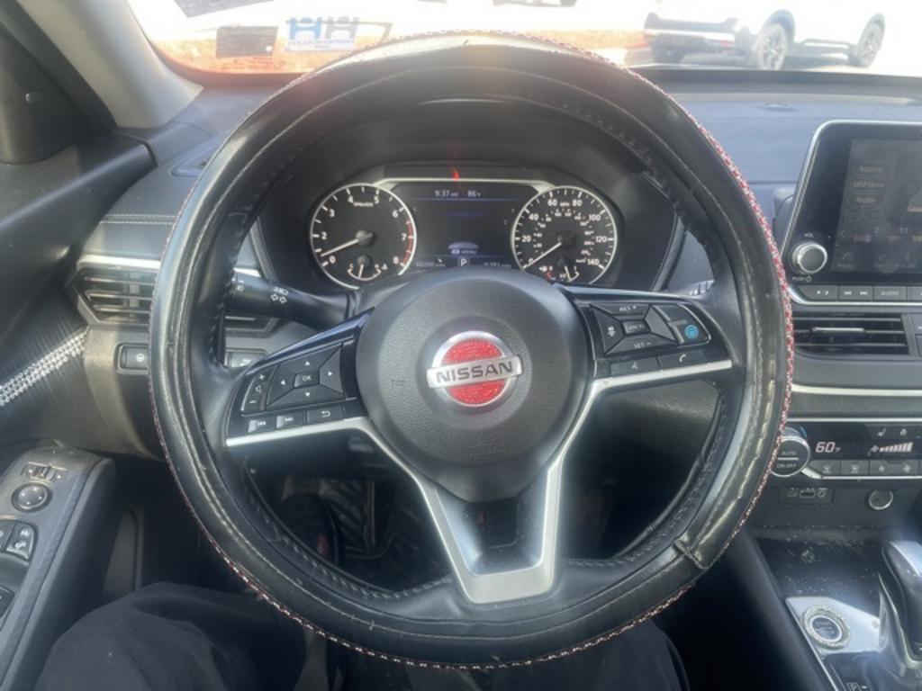 2017 Dodge Challenger - $32,000