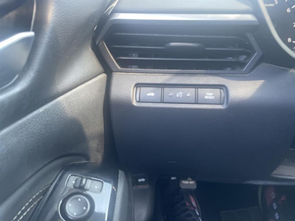2021 Nissan Altima - $22,000