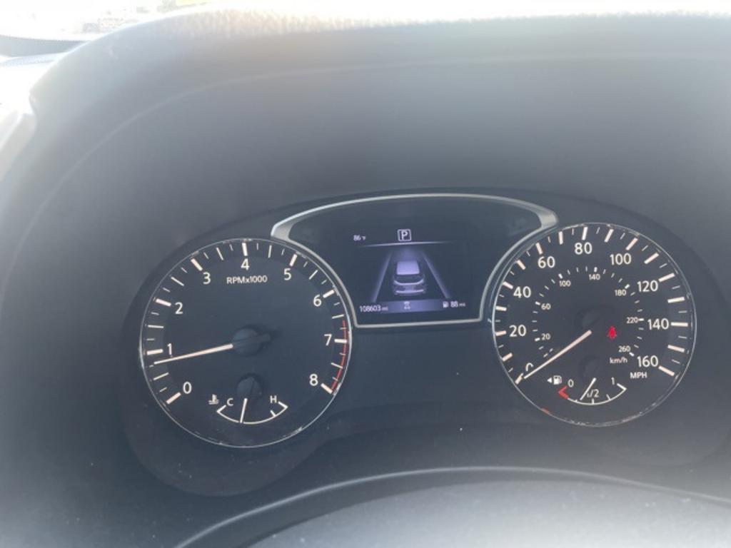 2018 Nissan Pathfinder - $15,500