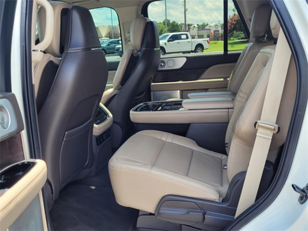 2023 Lincoln Navigator - $92,088