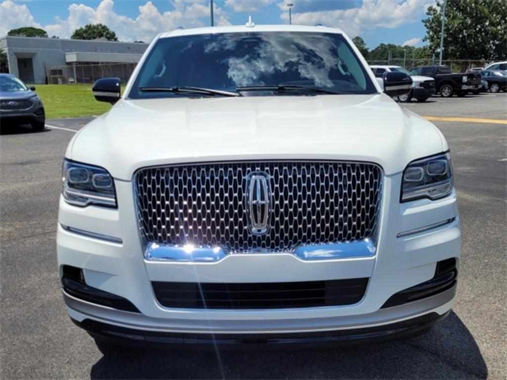 2023 Lincoln Navigator - $92,088