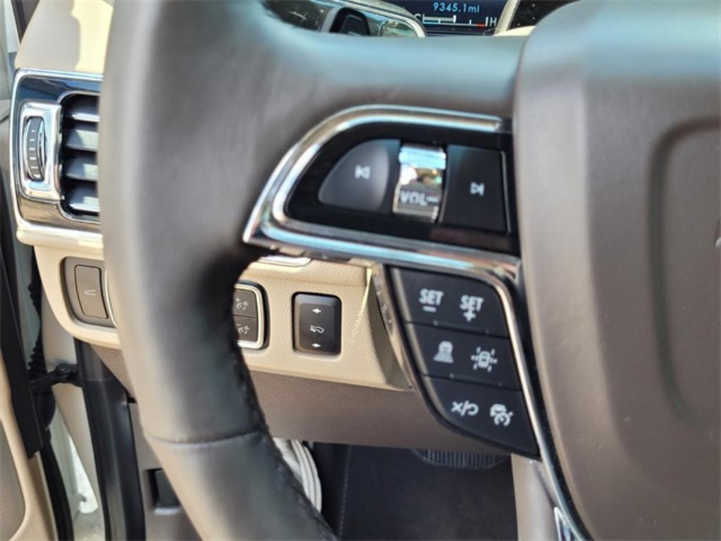 2023 Lincoln Navigator - $92,088