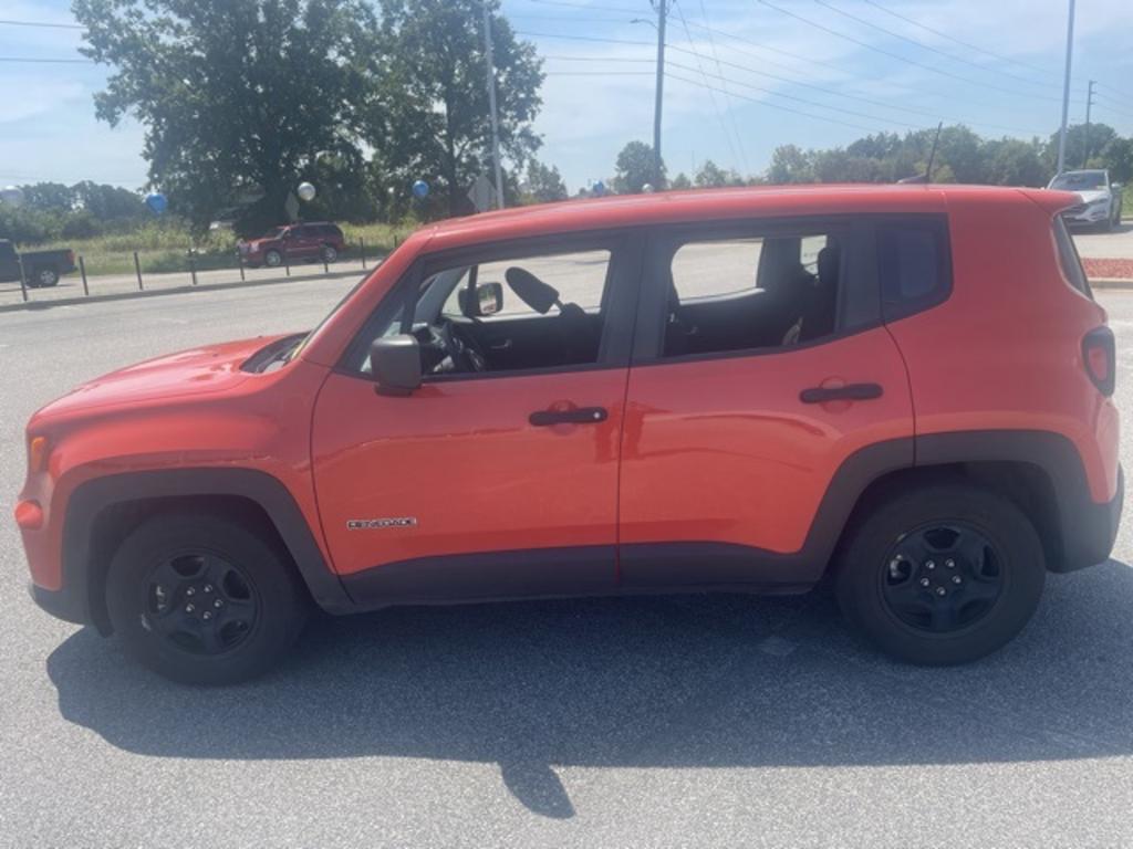 2021 Jeep Renegade - $22,500