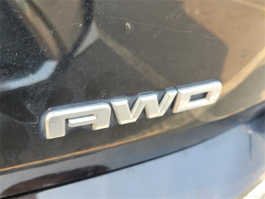 2020 GMC Terrain SLT photo