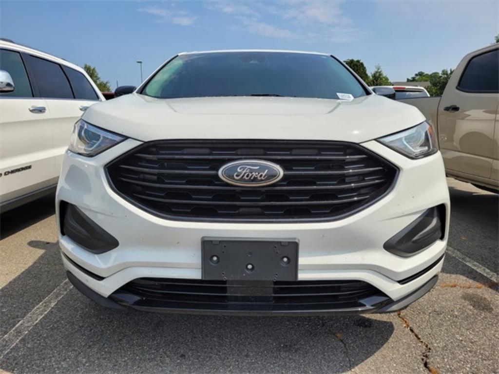 2022 Ford Edge SE photo