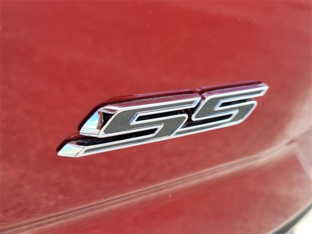 2022 Chevrolet Camaro - $50,988