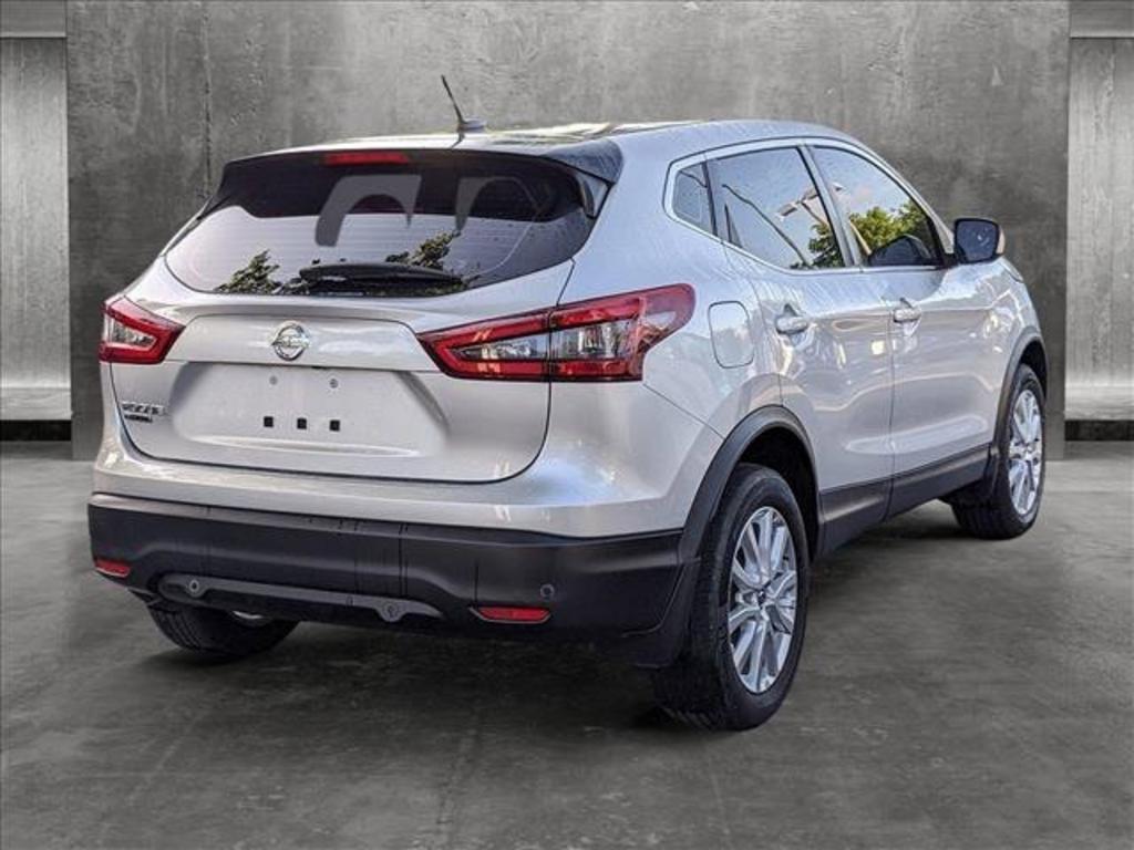 2020 Nissan Rogue - $20,000