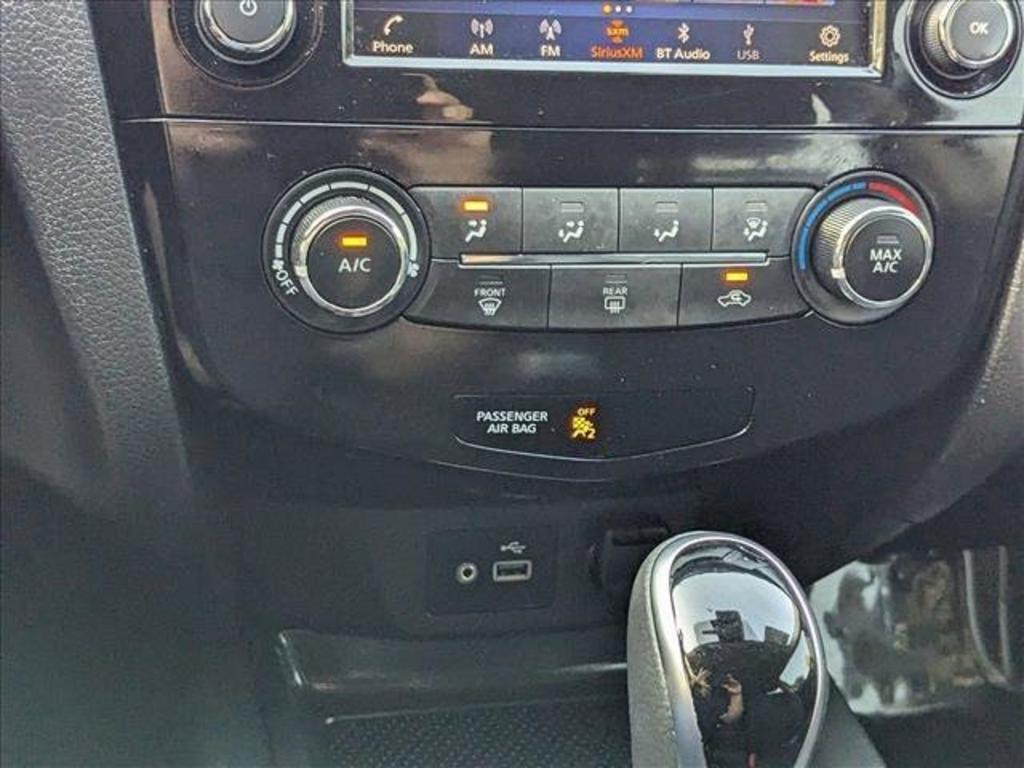 2020 Nissan Rogue - $20,000
