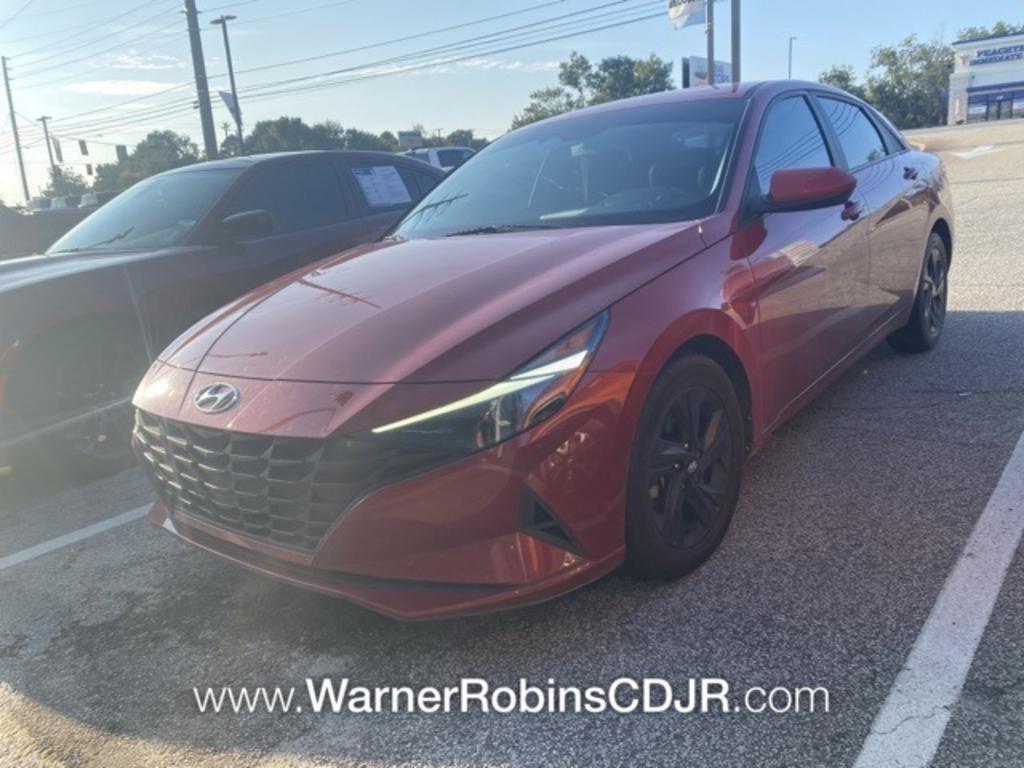 2021 Hyundai Elantra SEL photo