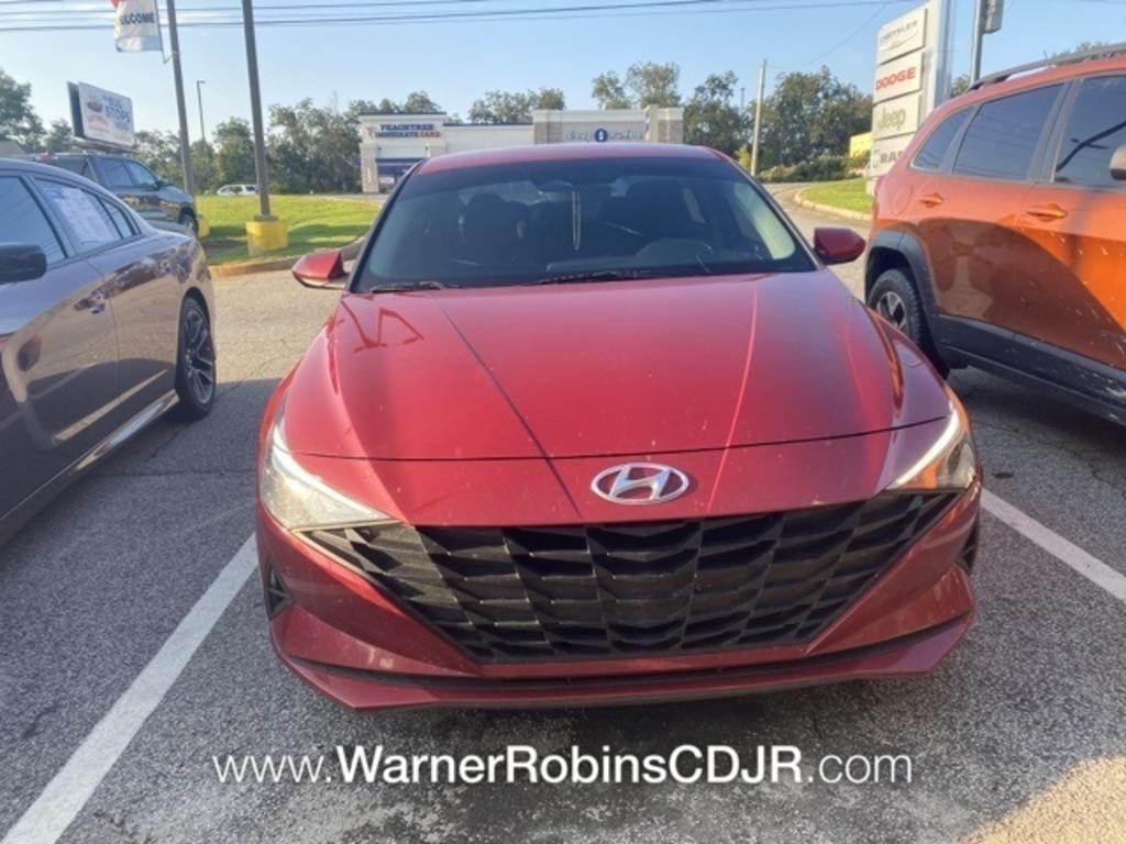 2021 Hyundai Elantra SEL photo