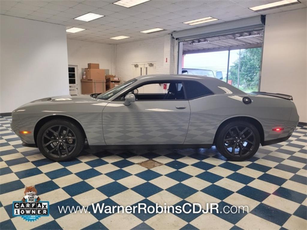 2022 Dodge Challenger - $28,000