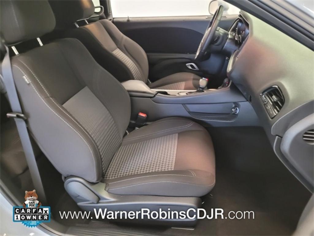 2022 Dodge Challenger - $28,000