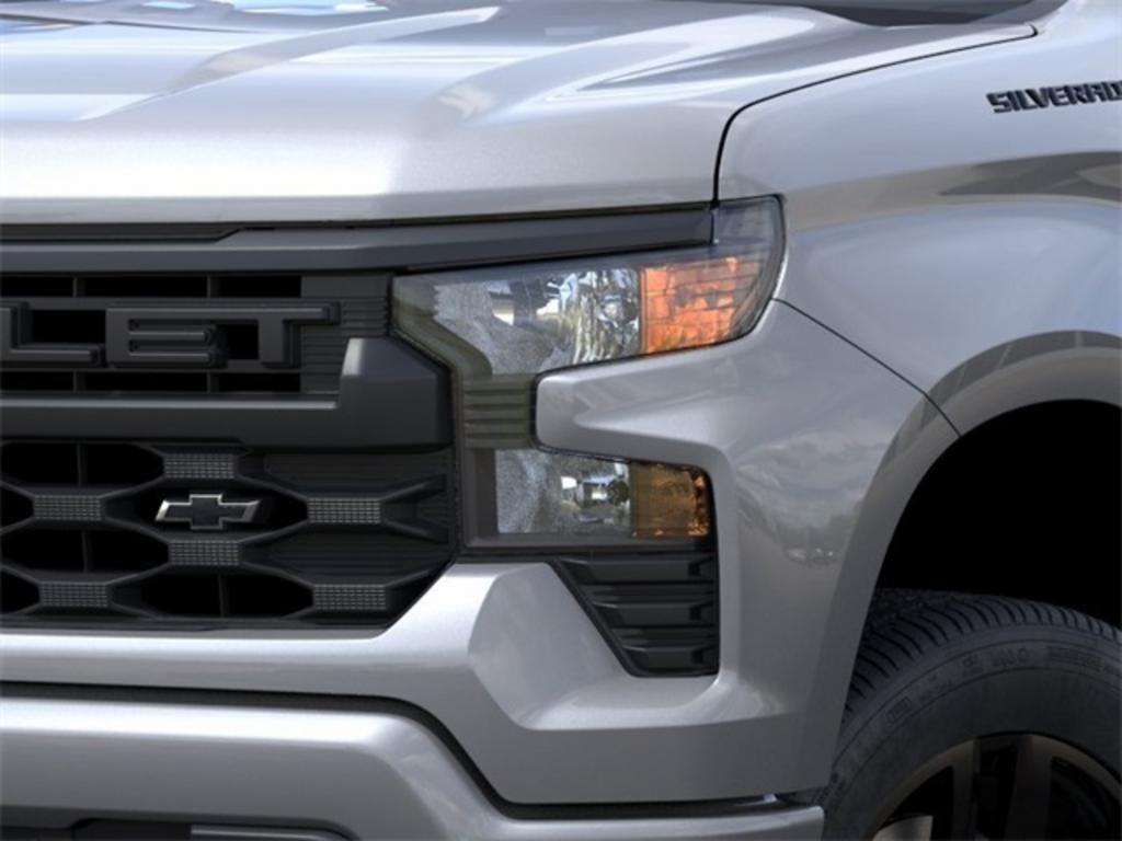 2023 Chevrolet Silverado 1500 Custom photo