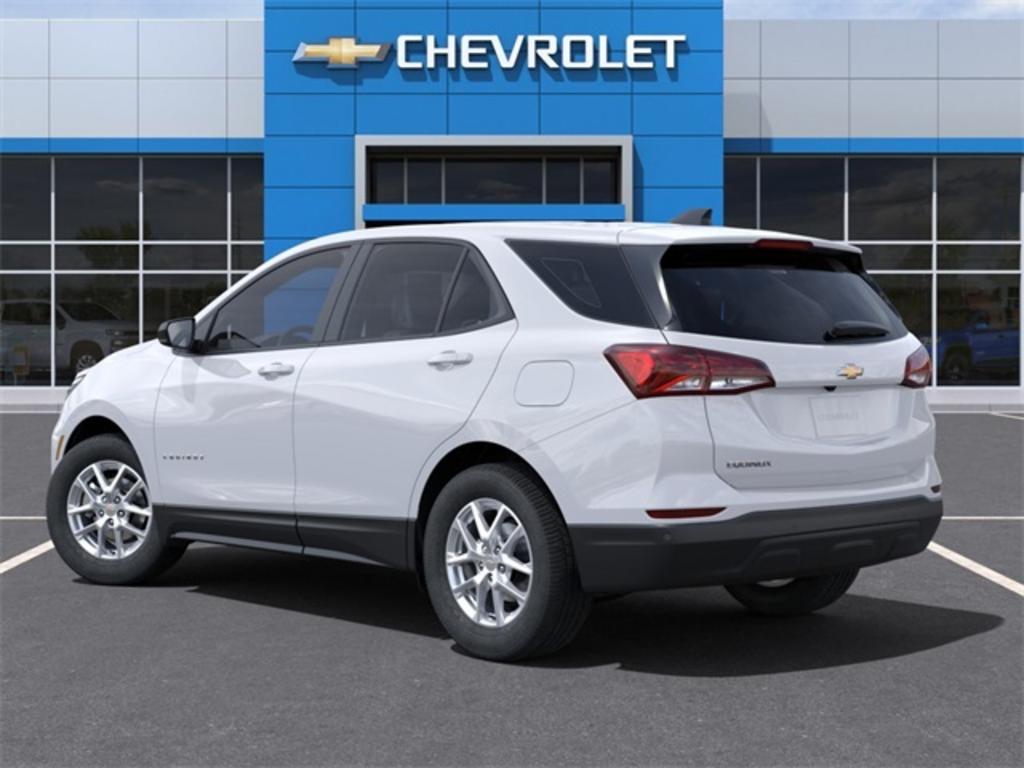 2023 Chevrolet Equinox LS photo