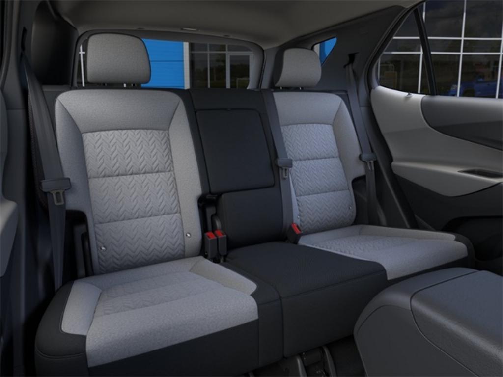 2023 Chevrolet Equinox LS photo