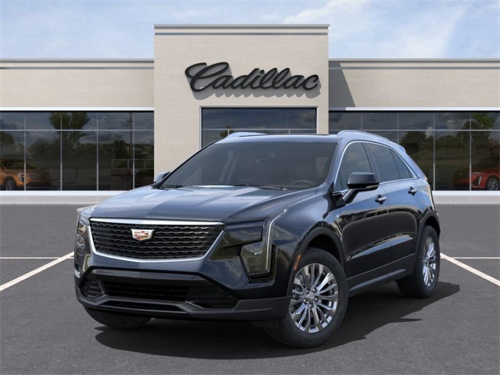 2024 Cadillac XT4 Luxury photo