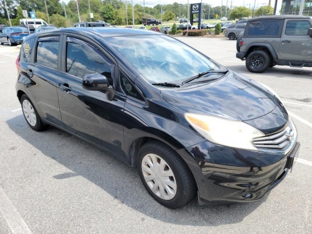 2014 Nissan Versa - $9,000