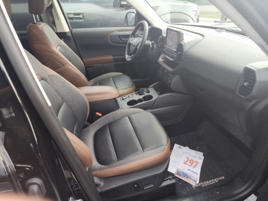 2023 Ford Bronco - $37,000