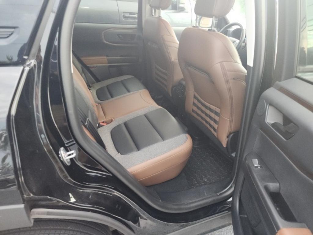 2023 Ford Bronco - $37,000