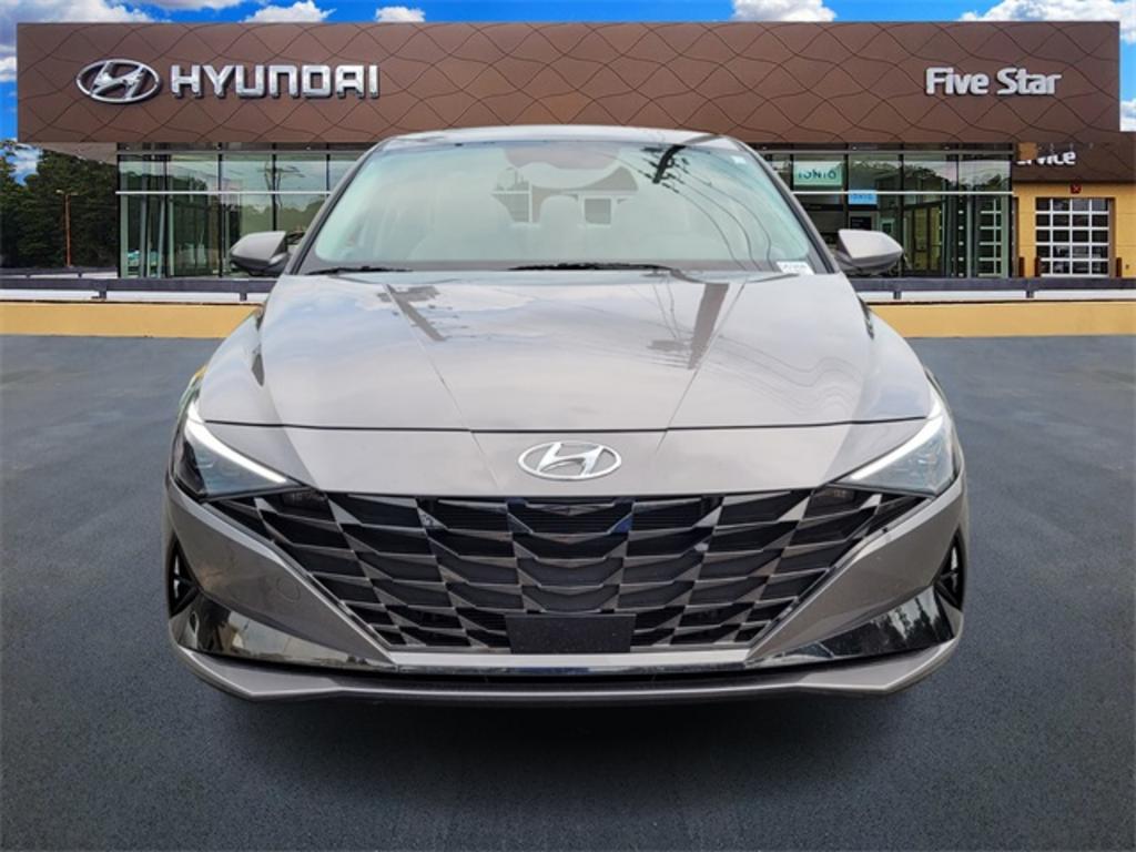 2023 Hyundai Elantra - $26,000