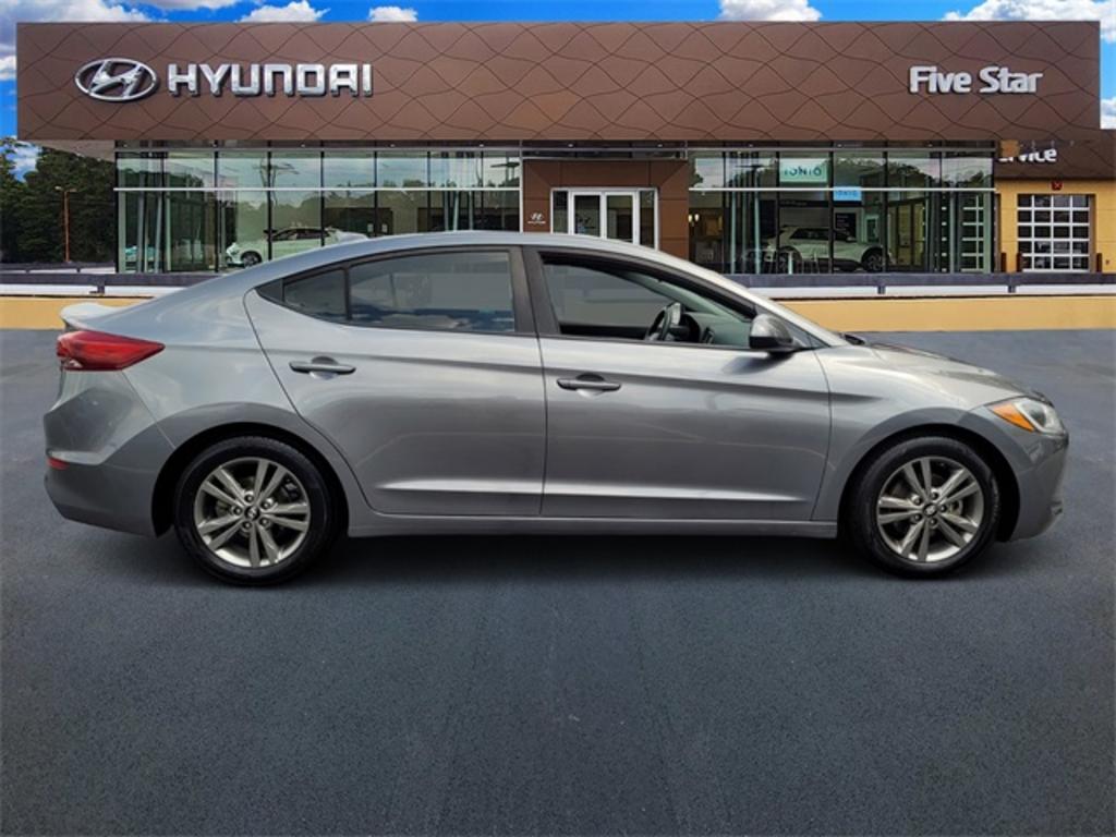 2018 Hyundai Elantra - $9,500