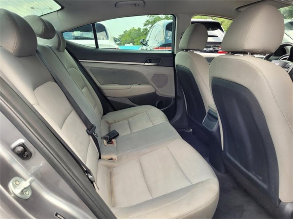 2018 Hyundai Elantra - $9,500