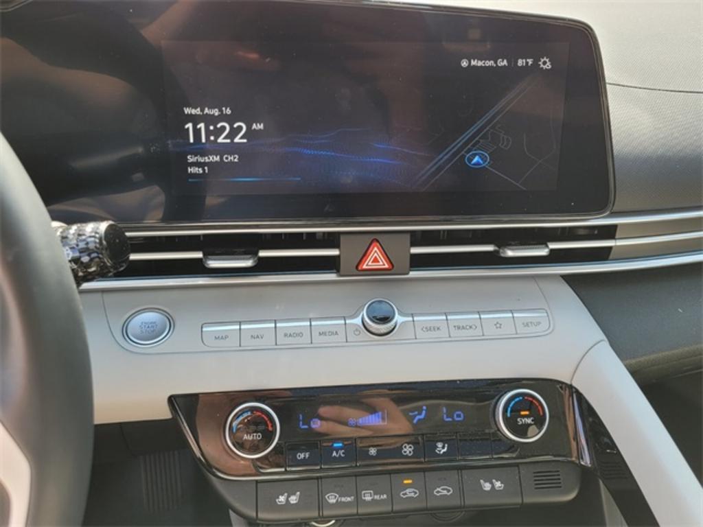 2023 Hyundai Elantra - $28,000
