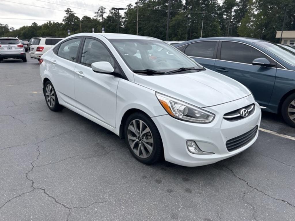 2015 Hyundai Accent - $9,000