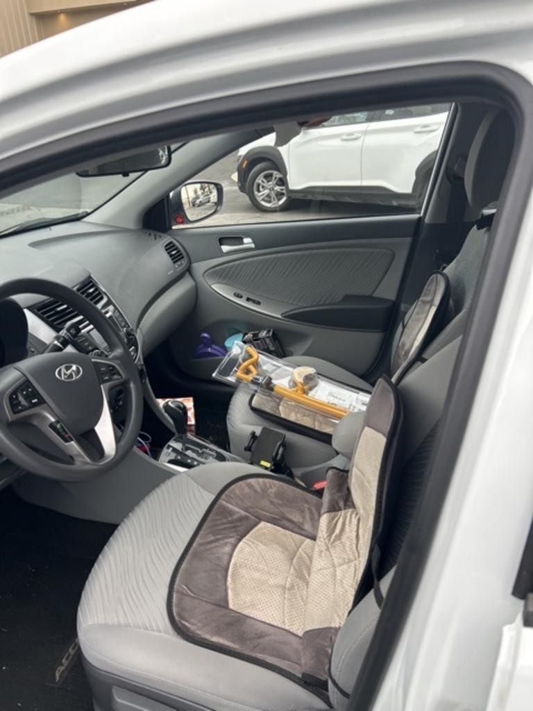 2015 Hyundai Accent - $9,000