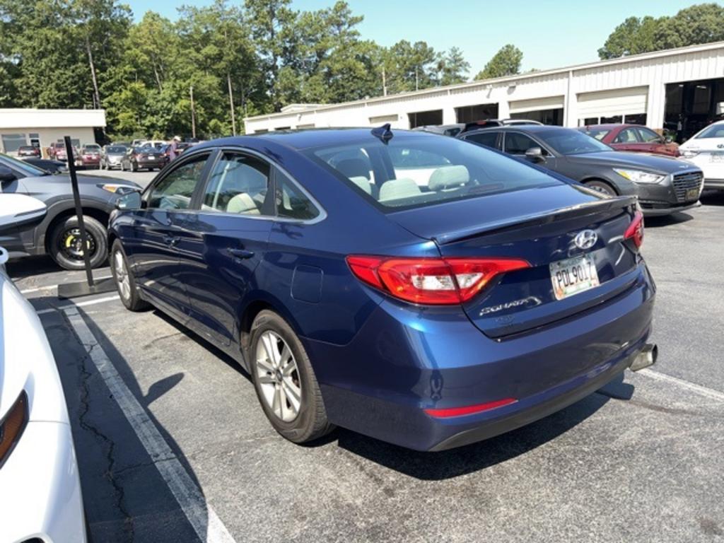 2017 Hyundai Sonata - $9,500