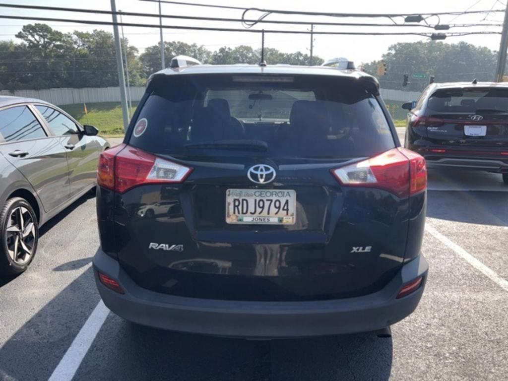 2013 Toyota RAV4 XLE photo