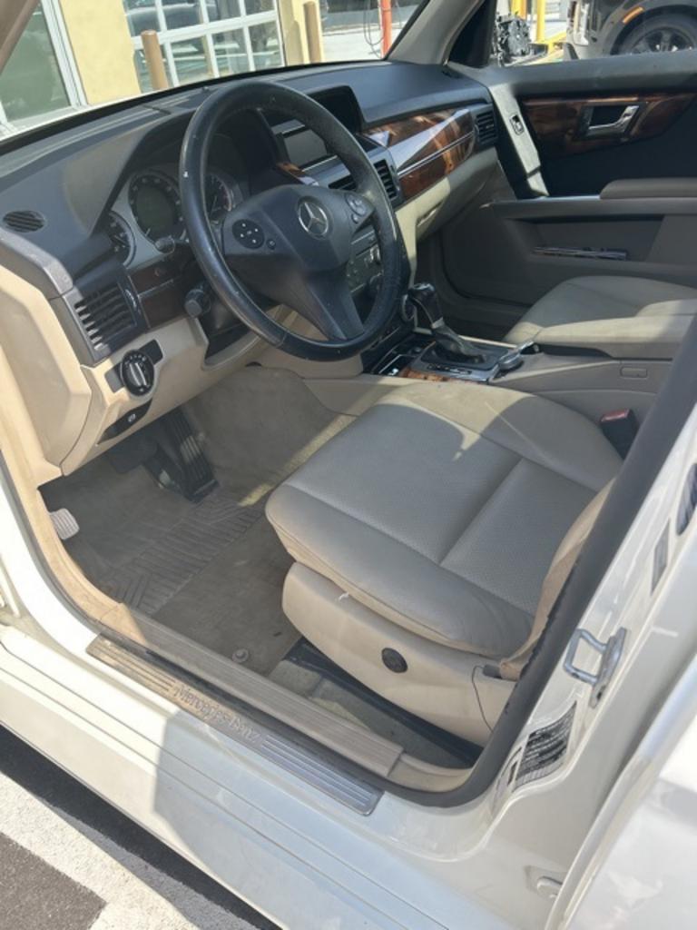 2010 Mercedes-Benz GLK-Class - $8,000
