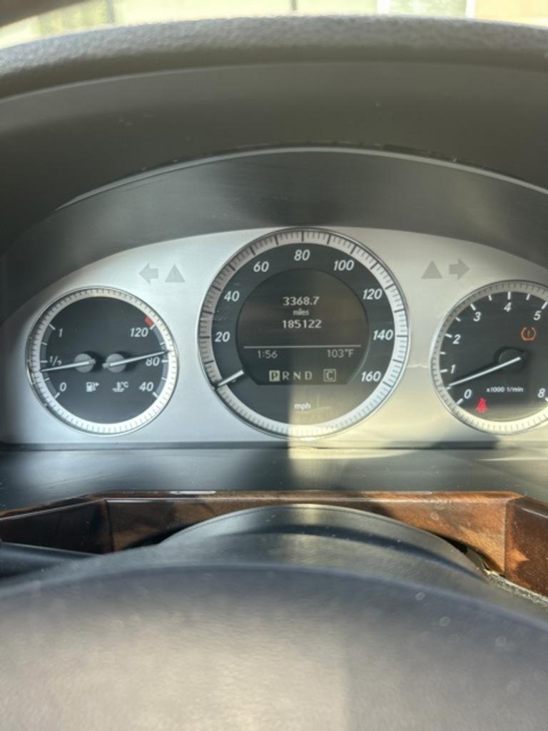 2010 Mercedes-Benz GLK-Class - $8,000