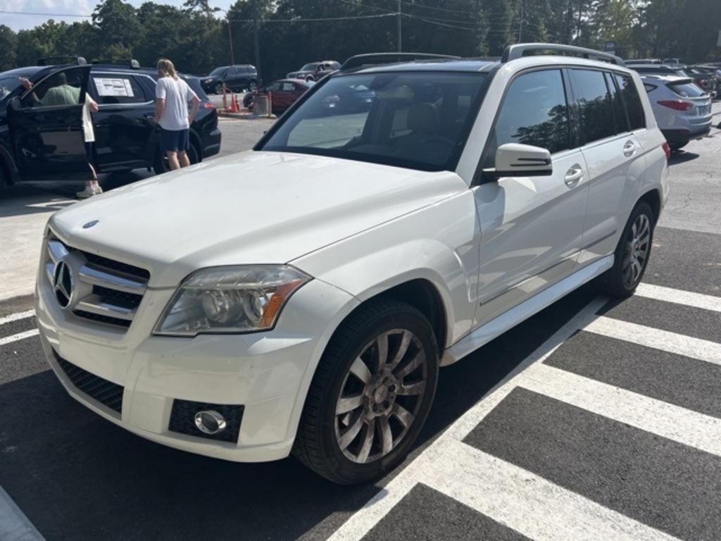 2010 Mercedes-Benz GLK-Class - $8,000