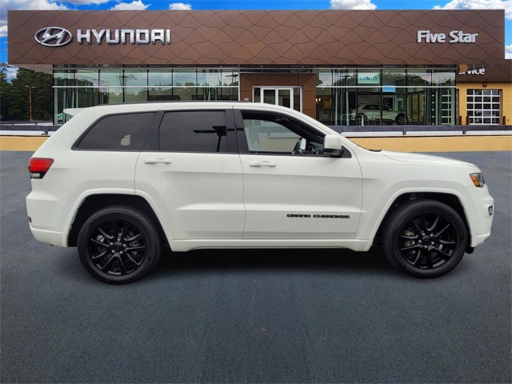 2018 Jeep Cherokee - $19,000